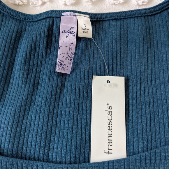 Francesca's Ribbed dress - Picture 2 of 3